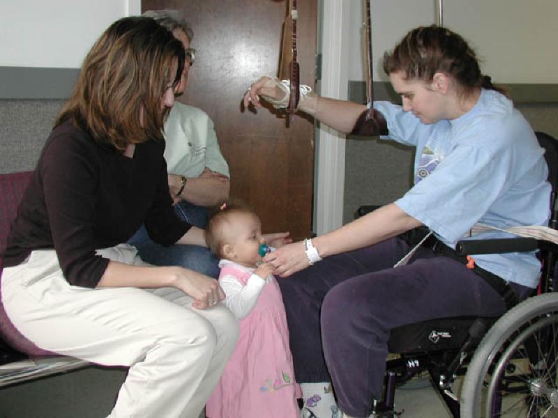 Craig Therapy Photo Gallery / 'Ness and Family 3/22/2003