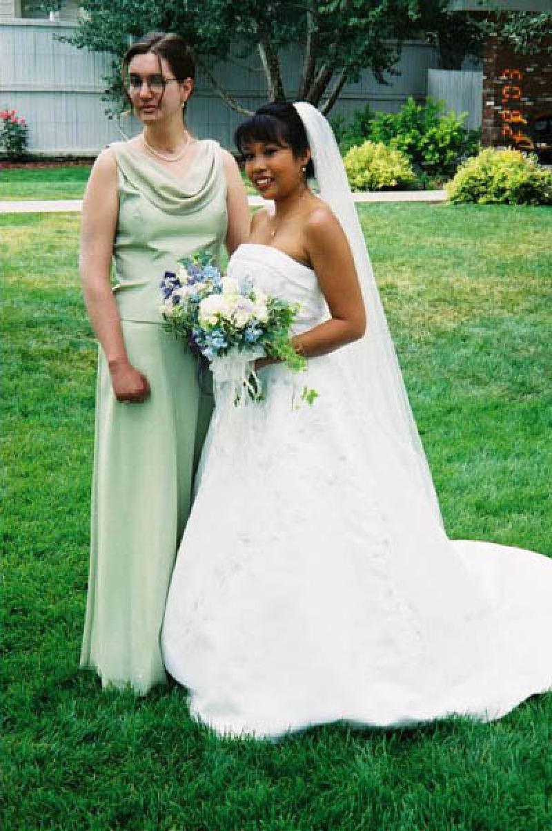 Marla and Missy enjoying themselves before the ceremony.